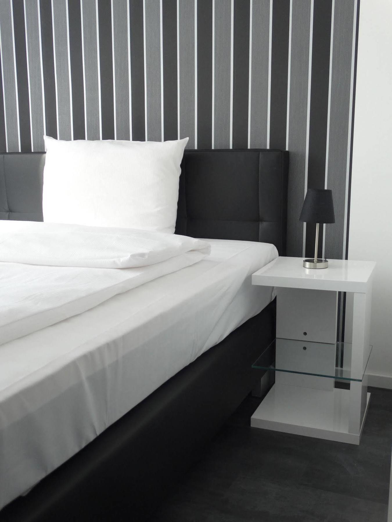 Hotel Stay Έσσεν Εξωτερικό φωτογραφία